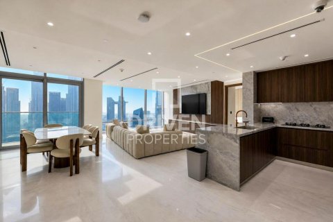 Apartamento en The Address Residence Fountain Views, Downtown Dubai (Downtown Burj Dubai), Dubai, 3 dormitorios, 207.82 m², № 127794