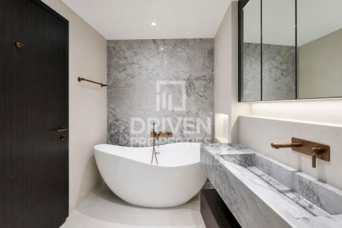 Apartamento en The Address Residence Fountain Views, Downtown Dubai (Downtown Burj Dubai), Dubai, 3 dormitorios, 207.82 m², № 127794 - foto 24