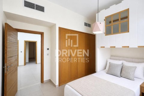 Villa à Jumeirah Park, Dubai, 4 chambres, 726.59 m², № 127775 - photo 15