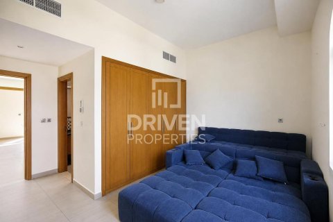Villa à Jumeirah Park, Dubai, 4 chambres, 726.59 m², № 127775 - photo 13