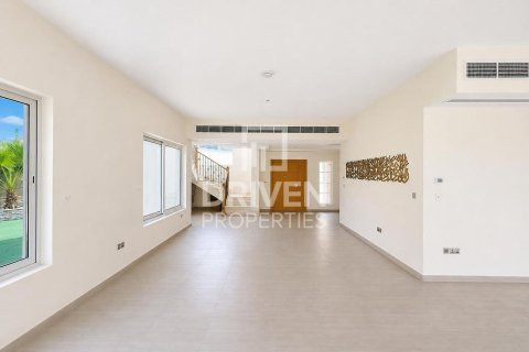 Villa à Jumeirah Park, Dubai, 4 chambres, 726.59 m², № 127775 - photo 3