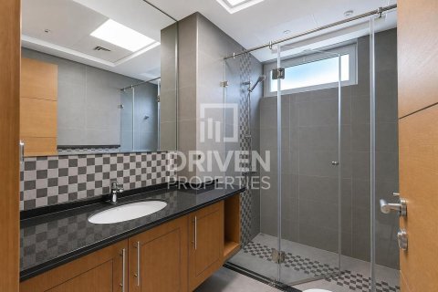Villa à Jumeirah Park, Dubai, 4 chambres, 726.59 m², № 127775 - photo 19