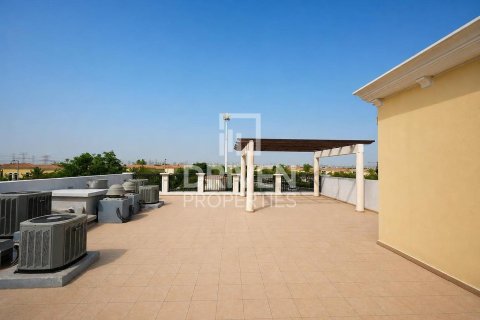 Villa à Jumeirah Park, Dubai, 4 chambres, 726.59 m², № 127775 - photo 26