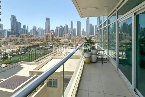 شقة في Burj Views, وسط مدينة دبي, دبي 2 غرف نوم, 127 م² رقم 44102 - صورة 2