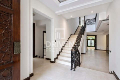 Villa in Jasmine Leaf, Al Barari, Dubai 6 bedrooms, 1017.57 sq.m. № 127502 - photo 11
