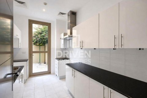 Villa in Jasmine Leaf, Al Barari, Dubai 6 bedrooms, 1017.57 sq.m. № 127502 - photo 12