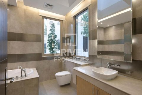 Villa in Jasmine Leaf, Al Barari, Dubai 6 bedrooms, 1017.57 sq.m. № 127502 - photo 18