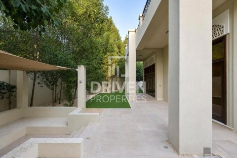 Villa in Jasmine Leaf, Al Barari, Dubai 6 bedrooms, 1017.57 sq.m. № 127502 - photo 20