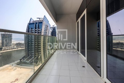 Apartment in Business Bay, Dubai 1 bedroom, 43.76 sq.m. № 127600 - photo 9