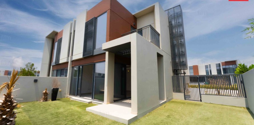 Таунхаус в Дубае, 4 спальни, 307.7м², № 47202