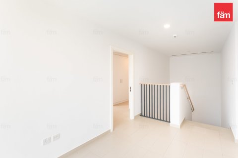 Снять в аренду таунхаус в Дубае: 4 спальни, 307.7м², № 47202 - фото 11