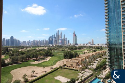 Apartamento en The Views, Dubai, 2 dormitorios, 128 m², № 99080