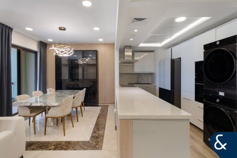 Apartment in AL MURJAN TOWER in Dubai Marina, Dubai 2 bedrooms, 137 sq.m. № 99086 - photo 8