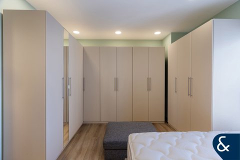 Apartment in AL MURJAN TOWER in Dubai Marina, Dubai 2 bedrooms, 137 sq.m. № 99086 - photo 11