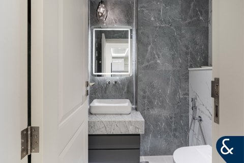 Apartment in AL MURJAN TOWER in Dubai Marina, Dubai 2 bedrooms, 137 sq.m. № 99086 - photo 6