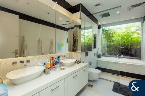 Apartamento en Al Barari, Dubai, 2 dormitorios, 231 m², № 99082 - foto 9