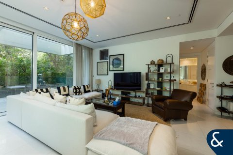 Apartamento en Al Barari, Dubai, 2 dormitorios, 231 m², № 99082 - foto 2