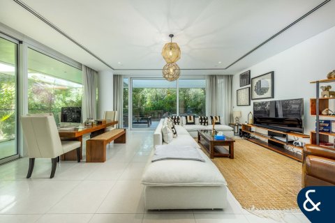 Apartamento en Al Barari, Dubai, 2 dormitorios, 231 m², № 99082