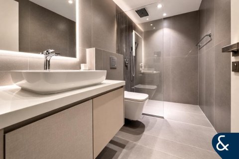 Apartamento en The Views, Dubai, 2 dormitorios, 116 m², № 99081 - foto 16