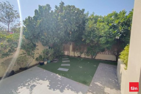 Villa à Dubai Hills Estate, Dubai, 5 chambres, 301.9 m², № 48997 - photo 11