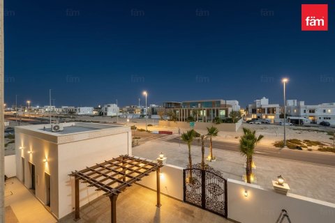 Villa à Dubai, 6 chambres, 844.4 m², № 91883 - photo 19