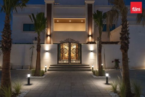 Villa à Dubai, 6 chambres, 844.4 m², № 91883