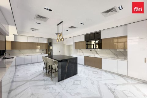 Villa à Dubai, 6 chambres, 844.4 m², № 91883 - photo 3