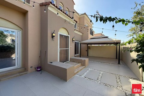Villa en Dubai, 4 dormitorios, 185.8 m², № 91885 - foto 15