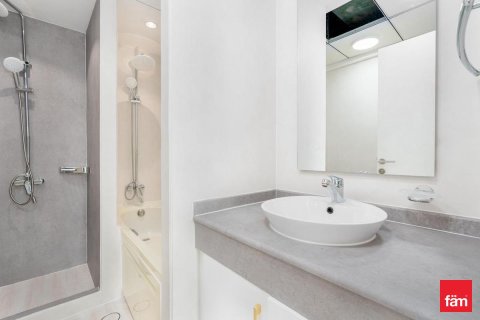 Снять в аренду квартиру в Дубай Марине, Дубай: 2 спальни, 111.4м², № 58402 - фото 5