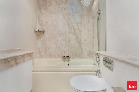 Снять в аренду квартиру в Дубай Марине, Дубай: 2 спальни, 111.4м², № 58402 - фото 16
