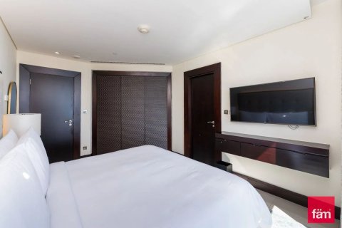 Apartment in Downtown Dubai (Downtown Burj Dubai), Dubai 2 bedrooms, 171.7 sq.m. № 24447 - photo 12