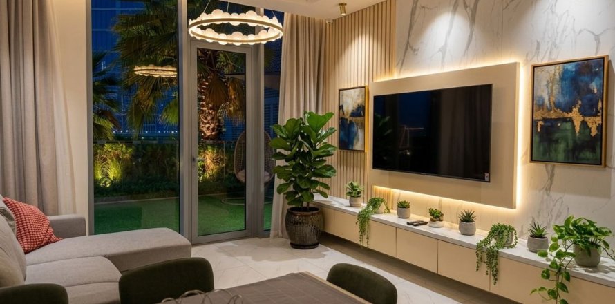 Apartment in Dubai 1 bedroom, 96 sq.m. № 139158