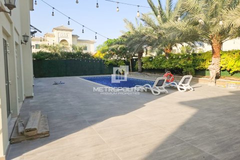 Villa in Al Furjan, Dubai 4 bedrooms, 309 sq.m. № 73965 - photo 9