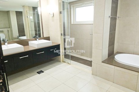 Villa in Al Furjan, Dubai 4 bedrooms, 309 sq.m. № 73965 - photo 10