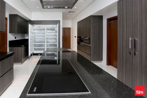 Penthouse in Business Bay, Dubai 5 bedrooms, 878.2 sq.m. № 90595 - photo 11