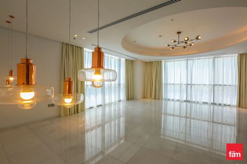 Penthouse in Business Bay, Dubai 5 bedrooms, 878.2 sq.m. № 90595 - photo 7
