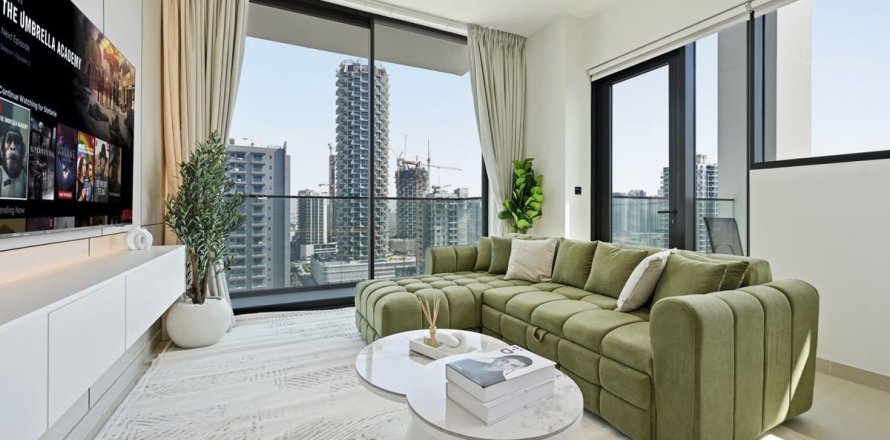 Appartement à Dubai, 2 chambres, 113.7 m², № 90584