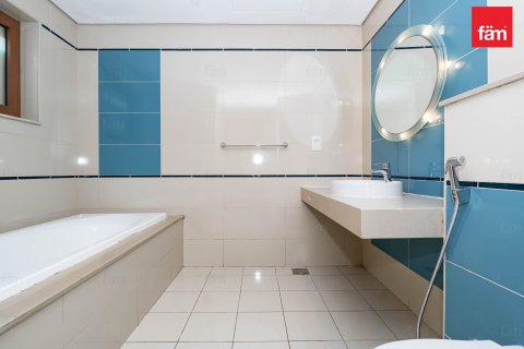 Купить таунхаус в Al Furjan, Дубай: 3 спальни, 224м², № 90583 - фото 15