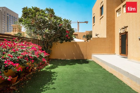 Купить таунхаус в Al Furjan, Дубай: 3 спальни, 224м², № 90583 - фото 23