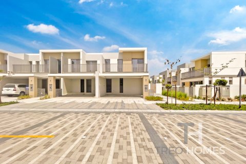 Villa à Tilal Al Ghaf, Dubai, 4 chambres, 219 m², № 13566 - photo 1