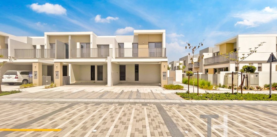 Villa à Tilal Al Ghaf, Dubai, 4 chambres, 219 m², № 13566