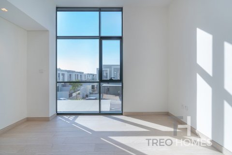 Townhouse in Al Furjan, Dubai 3 bedrooms, 255 sq.m. № 13564 - photo 3