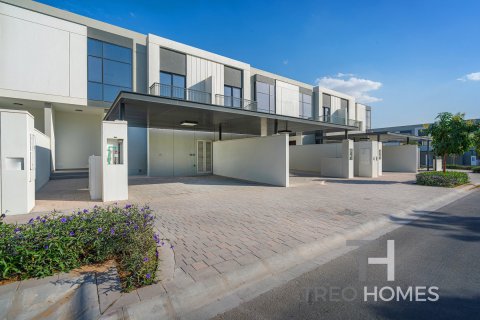 Townhouse in Al Furjan, Dubai 3 bedrooms, 255 sq.m. № 13564 - photo 16