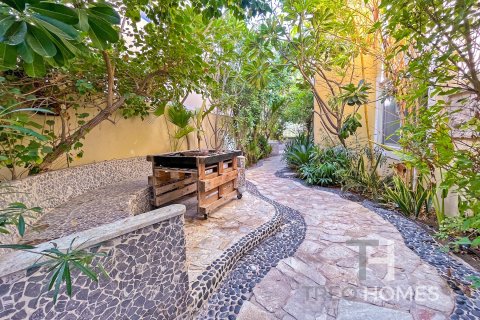 Villa à Legacy, Jumeirah Park, Dubai, 4 chambres, 386 m², № 14102 - photo 11