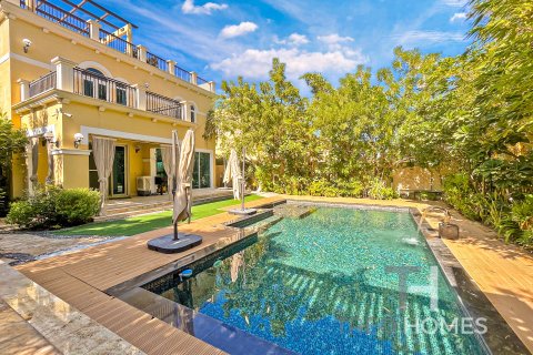 Villa à Legacy, Jumeirah Park, Dubai, 4 chambres, 386 m², № 14102 - photo 2