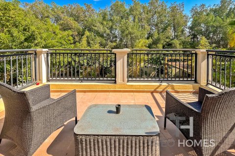 Villa à Legacy, Jumeirah Park, Dubai, 4 chambres, 386 m², № 14102 - photo 17