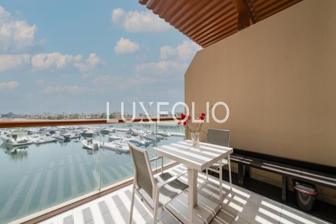 Apartment in Palm Views, Palm Jumeirah, Dubai studio, 51 sq.m. № 46097 - photo 2