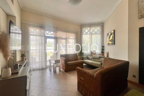 Apartamento en Shoreline Apartments, Palm Jumeirah, Dubai, 3 dormitorios, 206 m², № 46099 - foto 5