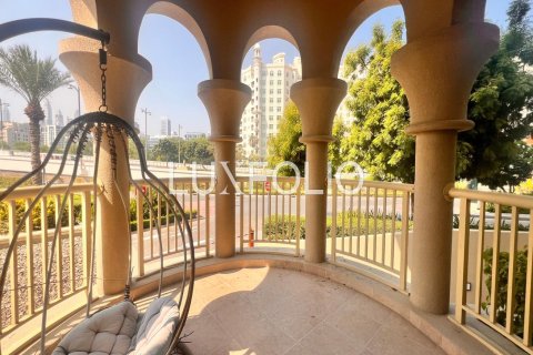 Apartamento en Shoreline Apartments, Palm Jumeirah, Dubai, 3 dormitorios, 206 m², № 46099 - foto 1