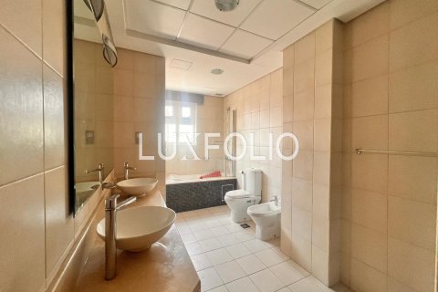 Apartamento en Shoreline Apartments, Palm Jumeirah, Dubai, 3 dormitorios, 206 m², № 46099 - foto 10